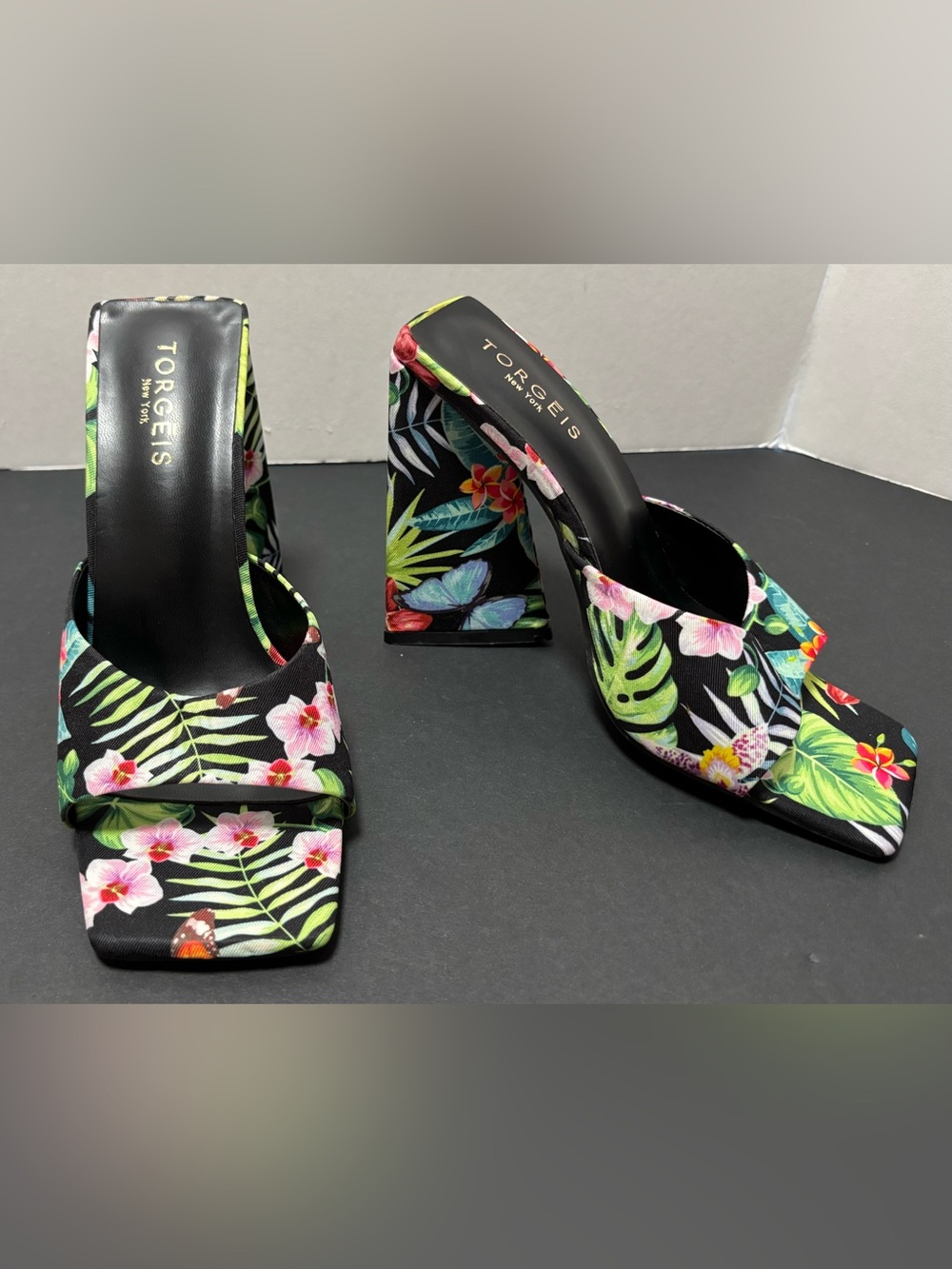 TORGEIS Paradise Tropical Print Block Heel Mule Sandals 6.5